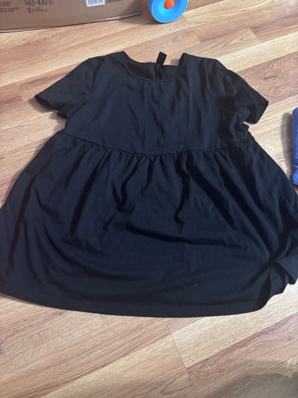 Womens Black Short-Sleeve Gathered Waist Dress